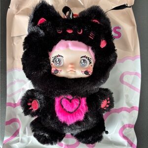 Nommi | Loveliness Never Ends - Mimi